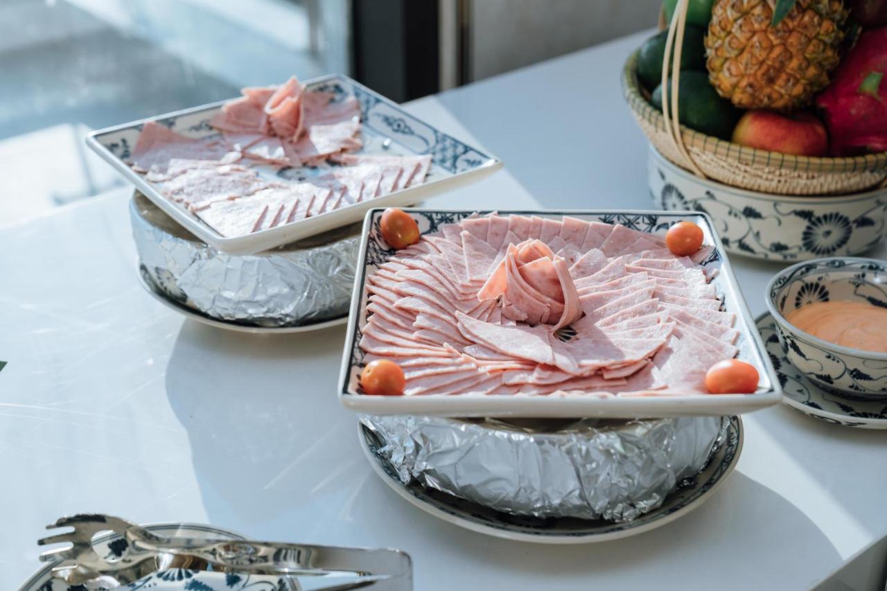 푸옹 박 럭셔리 호텔 쿠앙빈 동허이 외부 사진